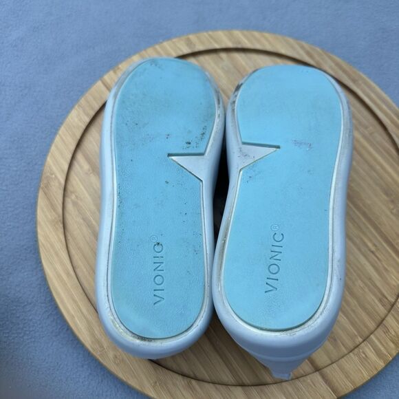 Vionic Penelope Slip-On Sneakers Wome's Size 7.5 Gray Nubuck Leather Comfort - Picture 7 of 9